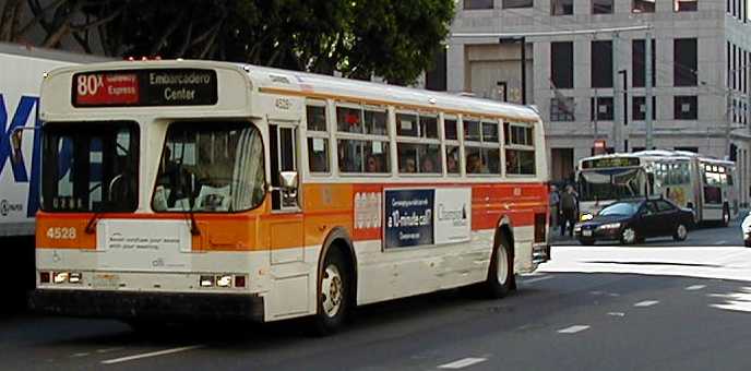 San Francisco MUNI Flyer D902 4528